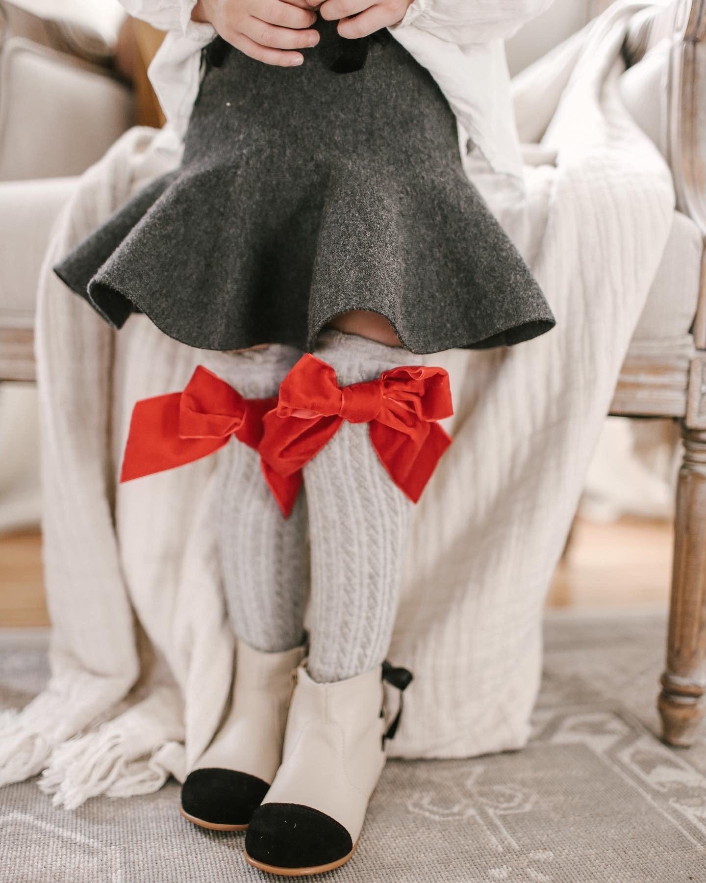Grey Knee High Socks with Velvet Bows – Petite Maison Kids